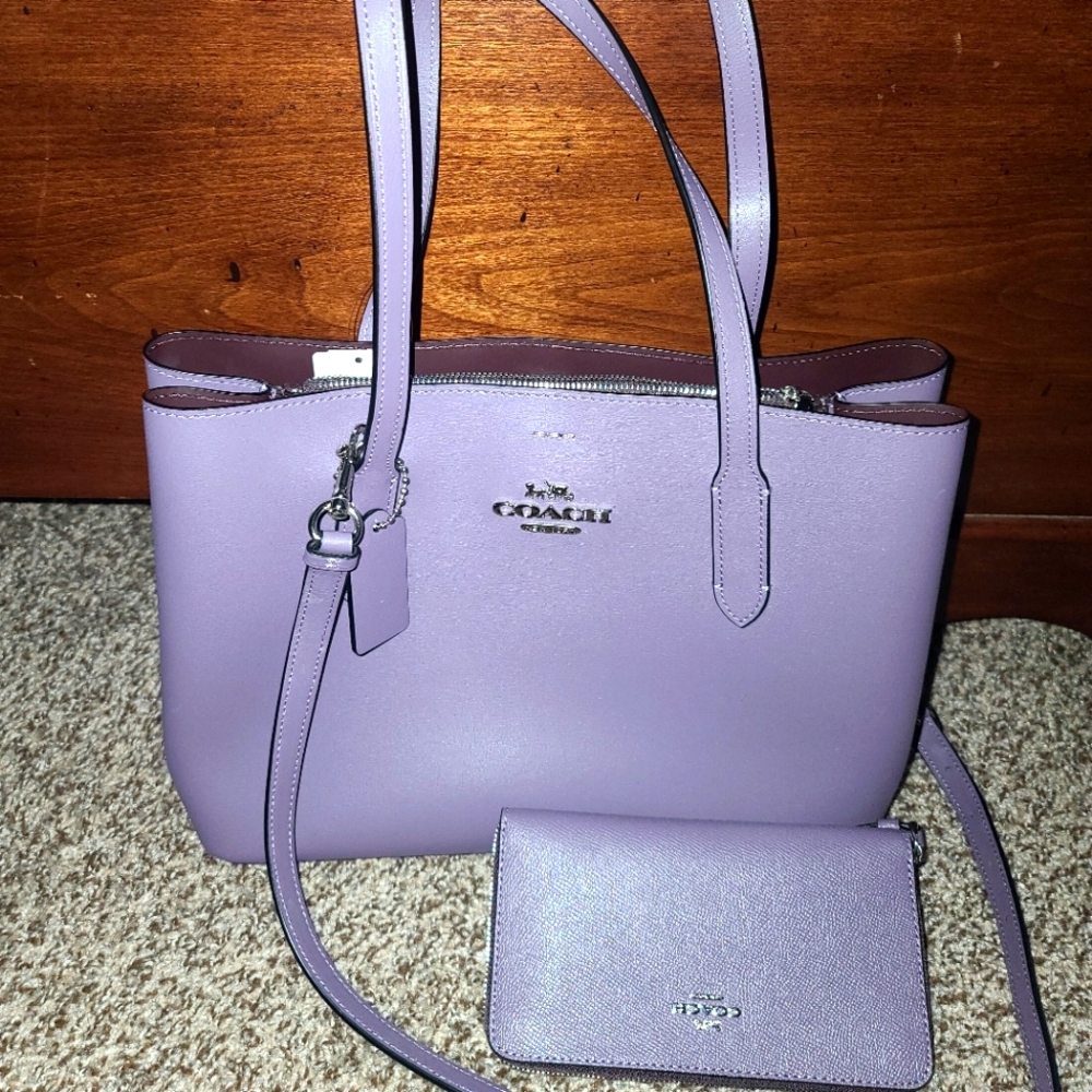 - Coach set beautiful purple!